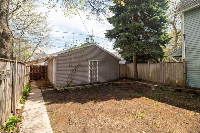 3464 Newhall STREET, Milwaukee, WI 53211