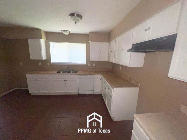 8607 Hickory Branch Lane, Humble, TX 77338