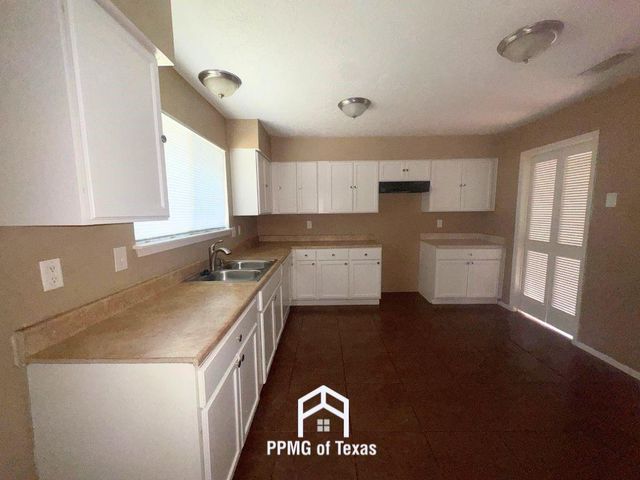 8607 Hickory Branch Lane, Humble, TX 77338