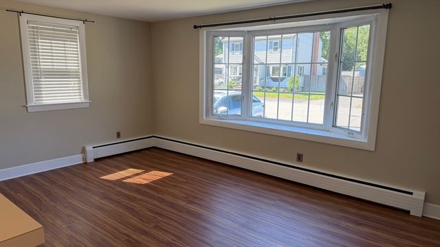 37 Longview Way 37, Peabody, MA 01960
