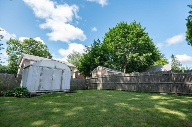 37 Longview Way 37, Peabody, MA 01960