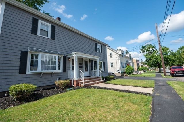 37 Longview Way 37, Peabody, MA 01960