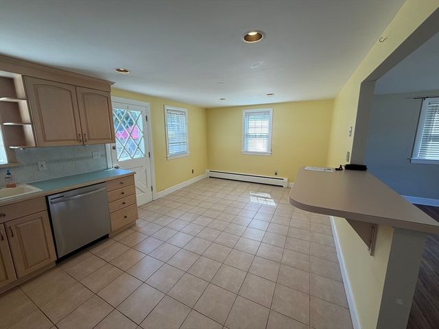37 Longview Way 37, Peabody, MA 01960