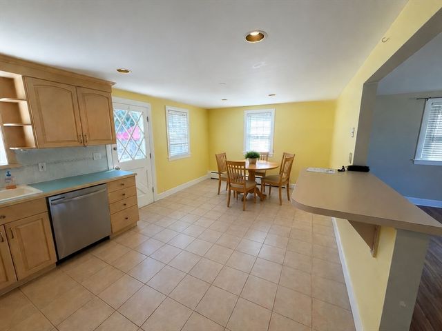 37 Longview Way 37, Peabody, MA 01960