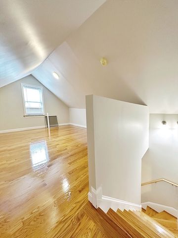 90 George St 90, Boston, MA 02119