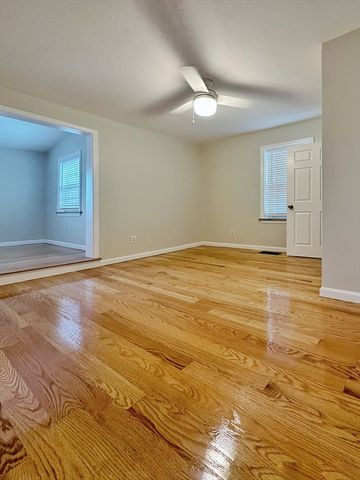 90 George St 90, Boston, MA 02119