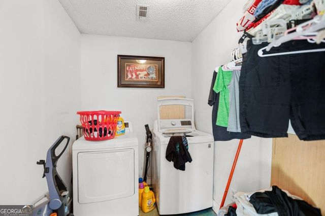 2014B BRADBURY Road, Grantville, GA 30220