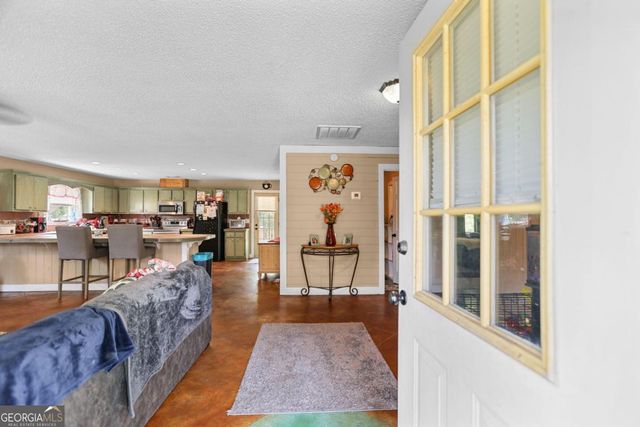 2014B BRADBURY Road, Grantville, GA 30220