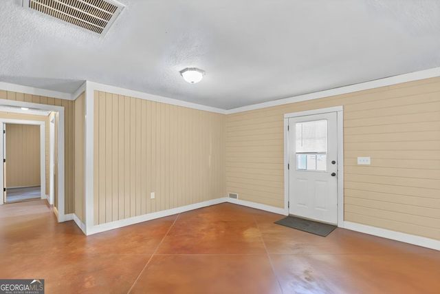 2014B BRADBURY Road, Grantville, GA 30220