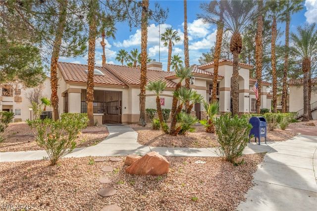 1830 North Buffalo Drive 2033, Las Vegas, NV 89128