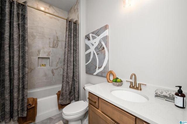 1000 BUTLER ROAD, Hoover, AL 35244