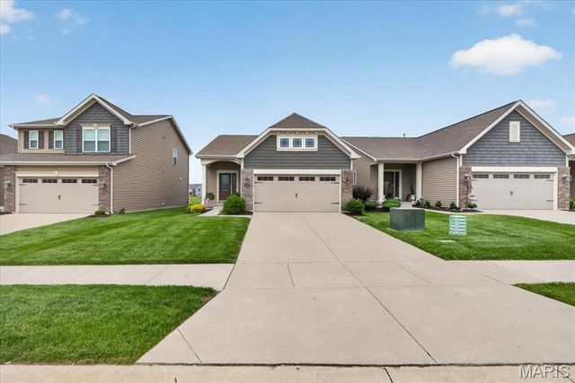 420 Copperfield Court, St Charles, MO 63301