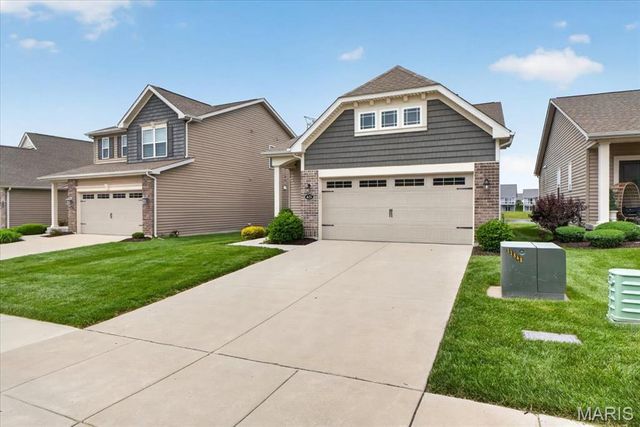 420 Copperfield Court, St Charles, MO 63301