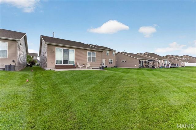 420 Copperfield Court, St Charles, MO 63301