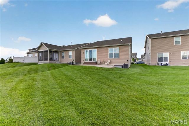 420 Copperfield Court, St Charles, MO 63301