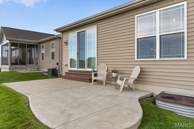 420 Copperfield Court, St Charles, MO 63301