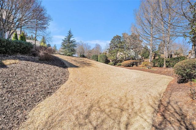 2885 Manor Bridge Drive, Alpharetta, GA 30004