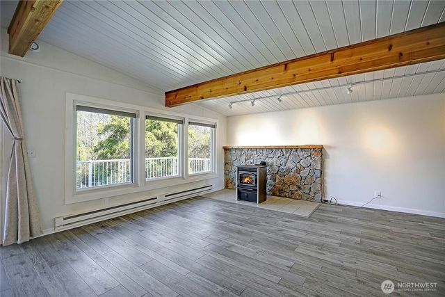 804 Sandstone Lane, Camano Island, WA 98282