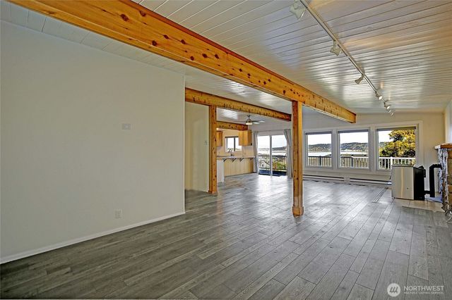 804 Sandstone Lane, Camano Island, WA 98282