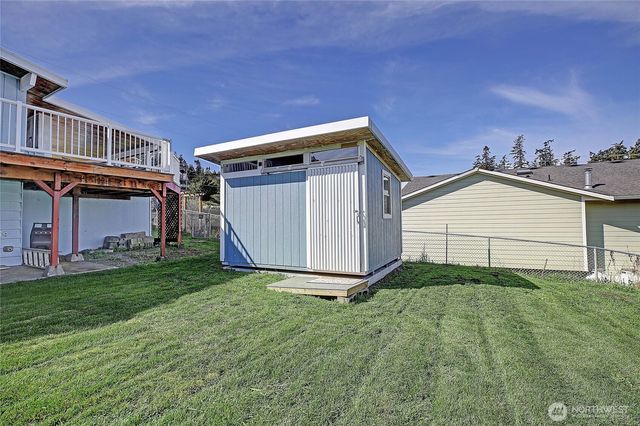 804 Sandstone Lane, Camano Island, WA 98282