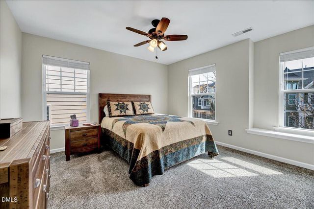 910 Branch Line Lane, Apex, NC 27502