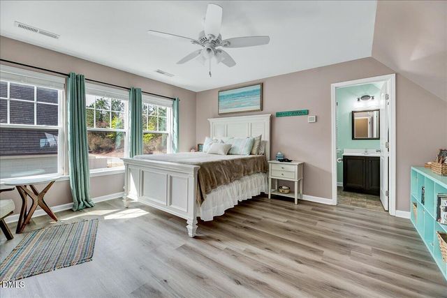 910 Branch Line Lane, Apex, NC 27502