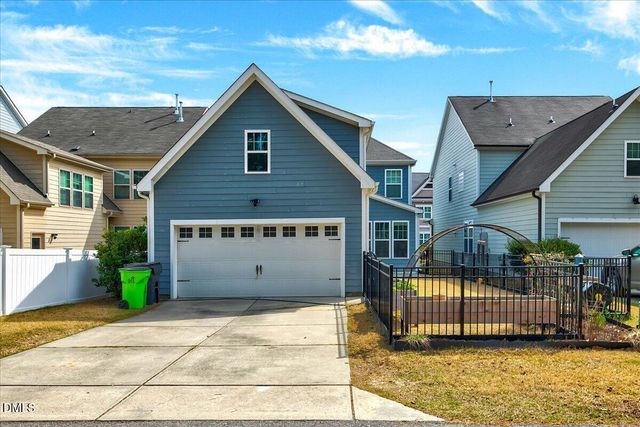 910 Branch Line Lane, Apex, NC 27502