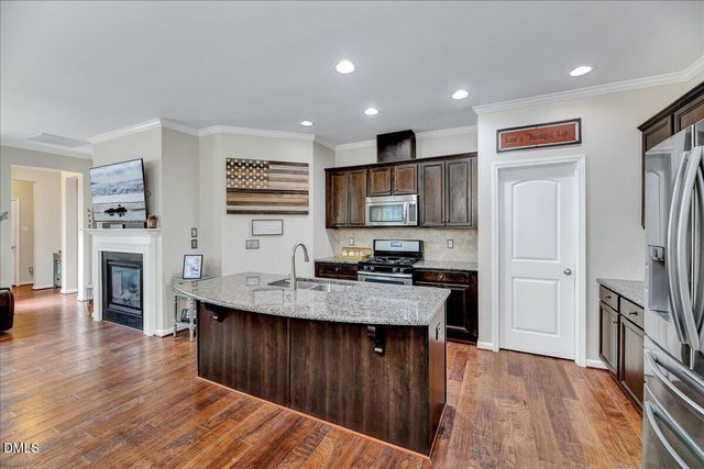 910 Branch Line Lane, Apex, NC 27502