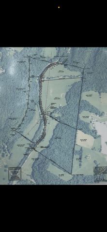 1212 S Fishing Creek Road, Waynesburg, KY 40489