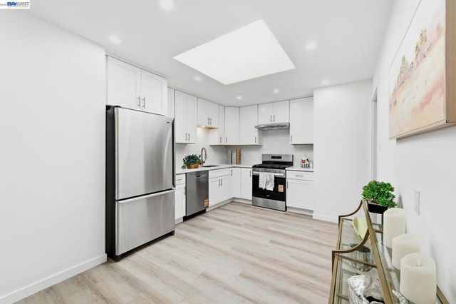 1326 Vining Dr, San Leandro, CA 94579