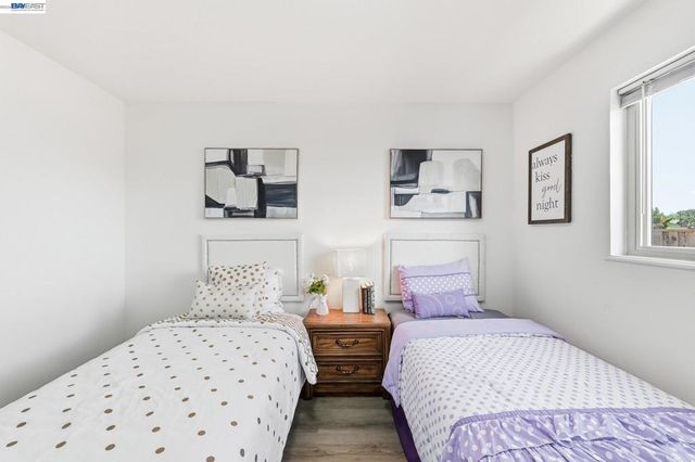 1326 Vining Dr, San Leandro, CA 94579