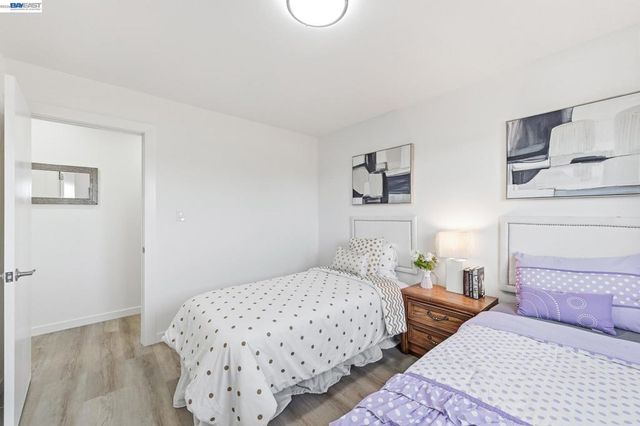 1326 Vining Dr, San Leandro, CA 94579