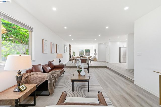 1326 Vining Dr, San Leandro, CA 94579