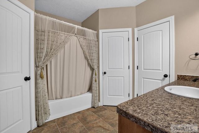 4520 Hershey Loop, Chubbuck, ID 83202