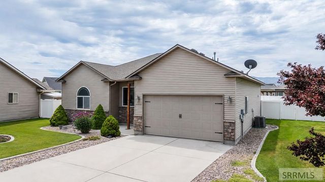 4520 Hershey Loop, Chubbuck, ID 83202