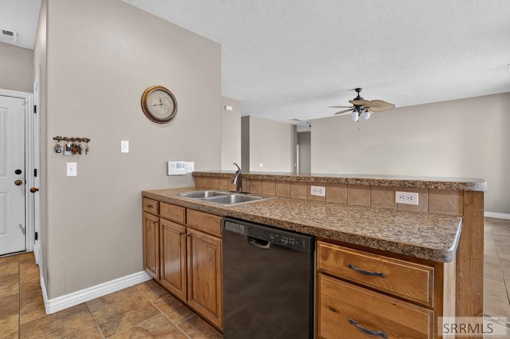 Image 15 of property listing at 4520 Hershey Loop, Chubbuck, ID 83202