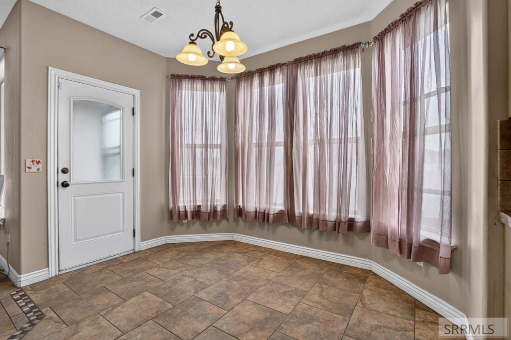 Image 18 of property listing at 4520 Hershey Loop, Chubbuck, ID 83202