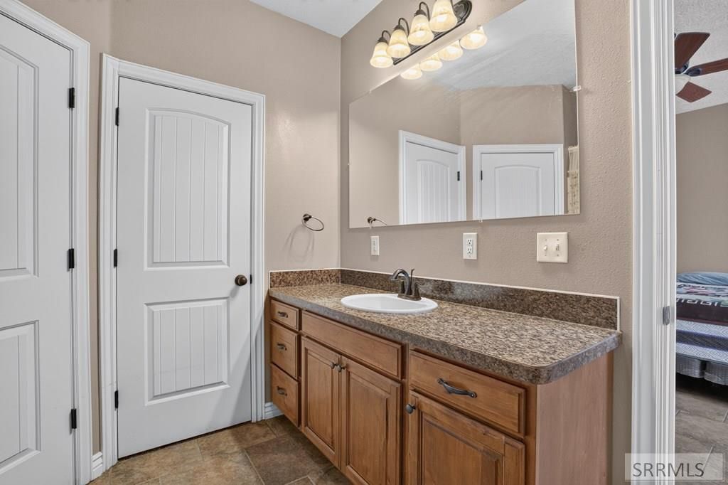 Image 24 of property listing at 4520 Hershey Loop, Chubbuck, ID 83202
