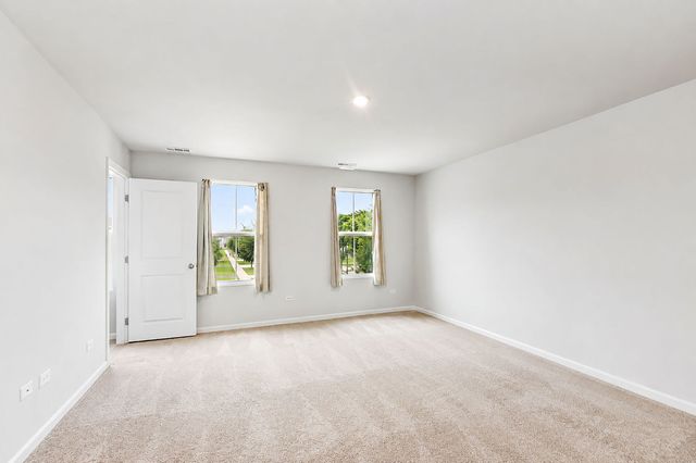 421 E Meadowdale Circle, Hampshire, IL 60140