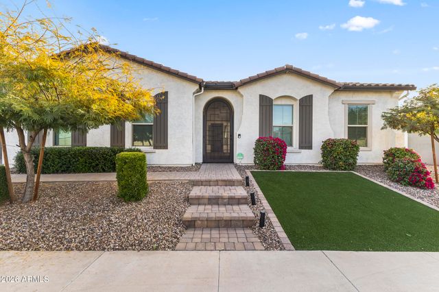 5255 N GINNING Drive, Litchfield Park, AZ 85340