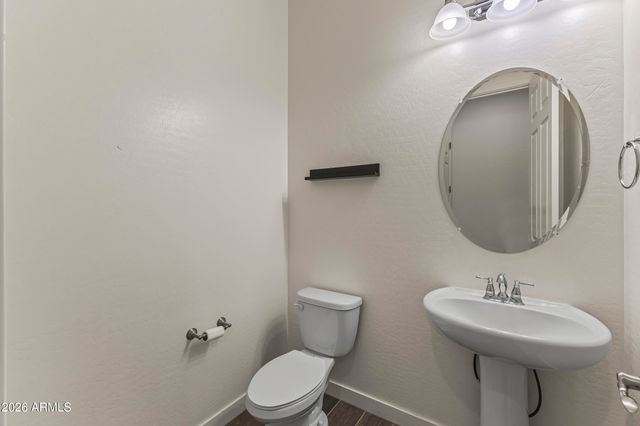 5255 N GINNING Drive, Litchfield Park, AZ 85340