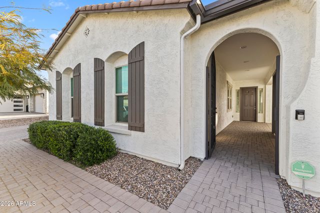 5255 N GINNING Drive, Litchfield Park, AZ 85340