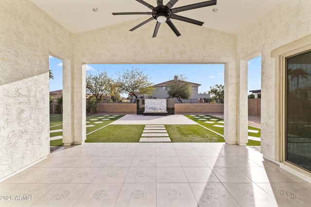 5255 N GINNING Drive, Litchfield Park, AZ 85340