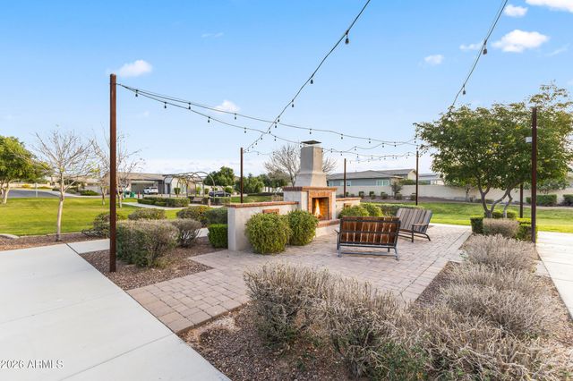 5255 N GINNING Drive, Litchfield Park, AZ 85340