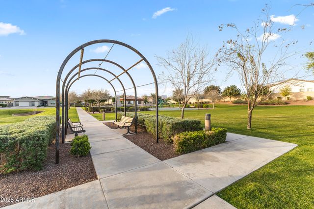 5255 N GINNING Drive, Litchfield Park, AZ 85340