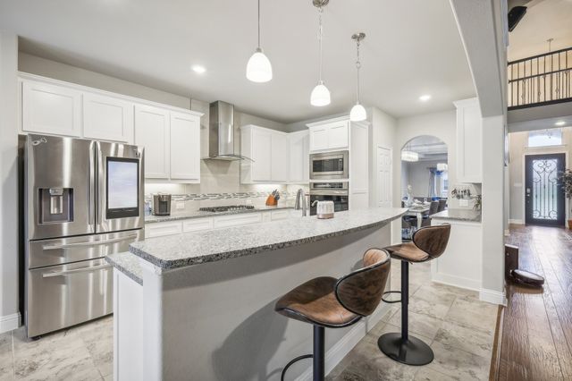 4611 Great Plains Way, Mansfield, TX 76063