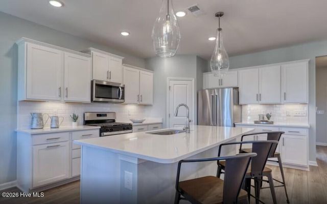 530 Glitter Bay Loop, Shallotte, NC 28470