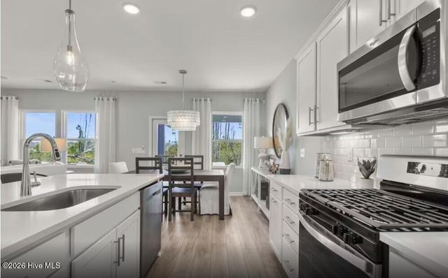 530 Glitter Bay Loop, Shallotte, NC 28470