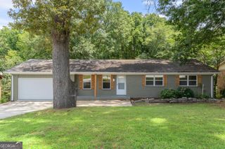 1558 Tanglewood Way NW, Conyers, GA 30012