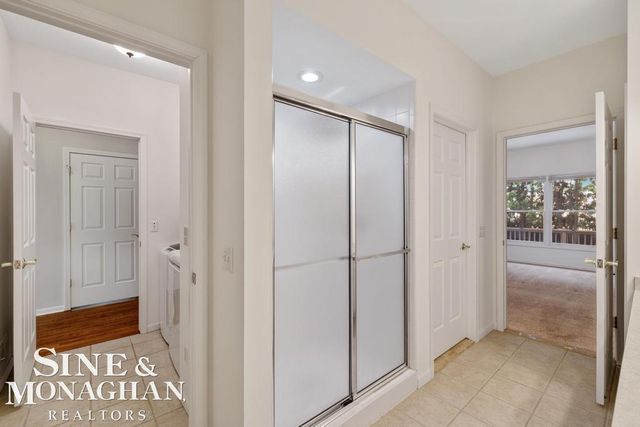 3327 Nell Rose Court, Royal Oak, MI 48073